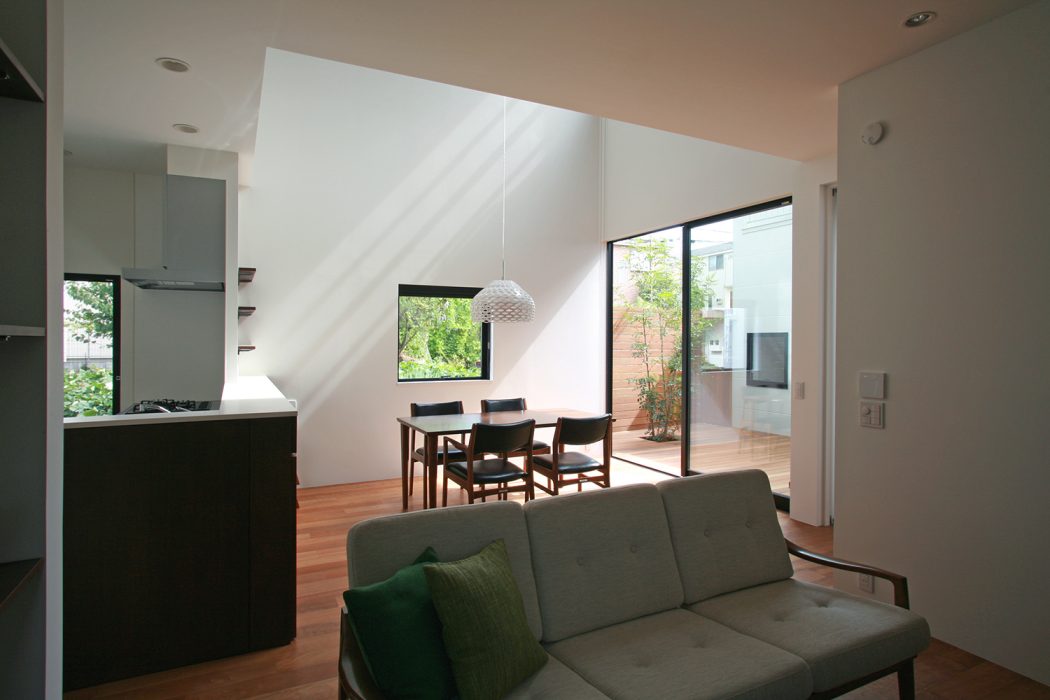 AP_nekokura02 - archiplace@mbg.nifty.com